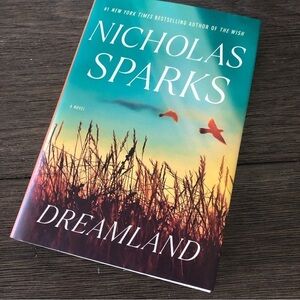 Dreamland by: Nicholas Sparks paperback book